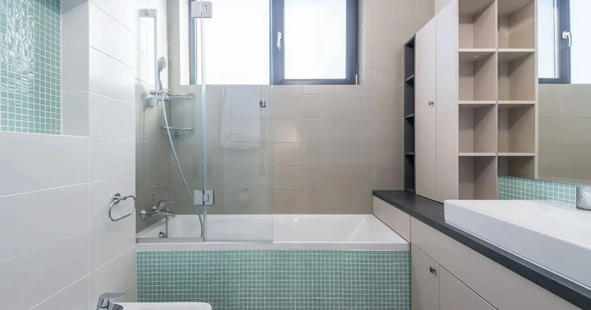 Petite salle de bain : gagnez de la place